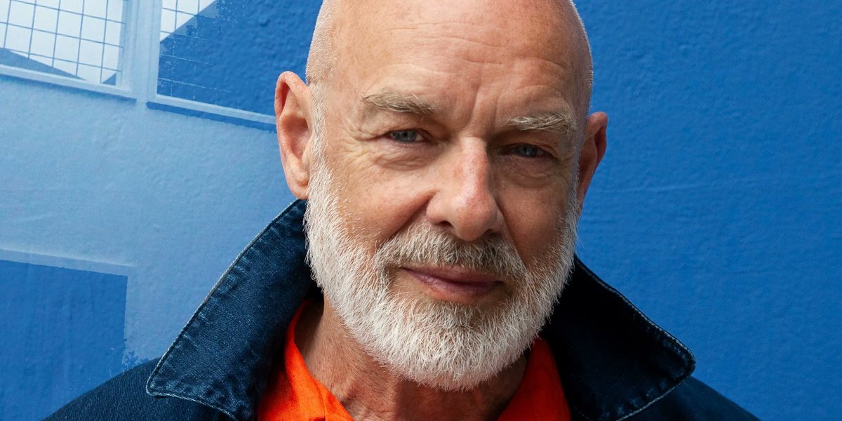 dark_shark's tweet photo. A very happy birthday to the maestro Brian Eno, born on May 15, 1948 https://t.co/p7CqlDbZhM