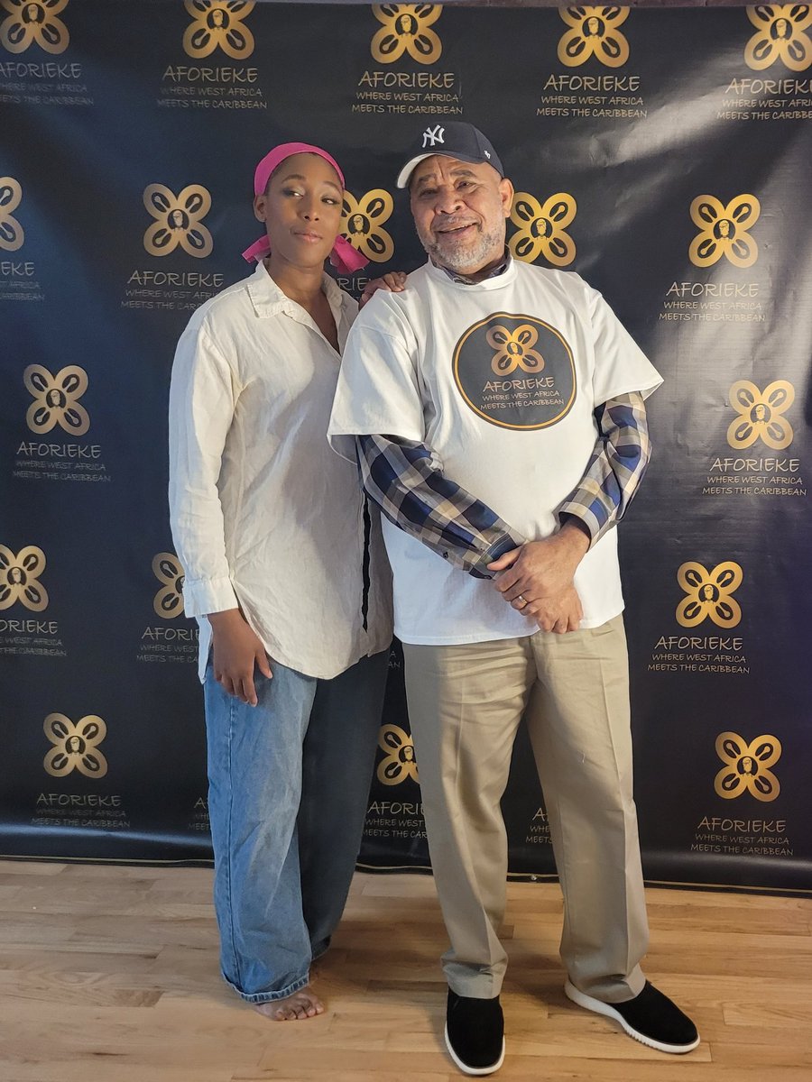 UPTOWNNYC went downtown NYC to SOHO for the launch and presentation for Aforieke Resort Wear.
@Aforiekeresortwear a fabulous trendy look is coming to you. It's a where West Africa meets the Caribbean Day in a UPTOWN NYC and Bronx Way. I'm so proud of you Jade.
#Uptowntraveler