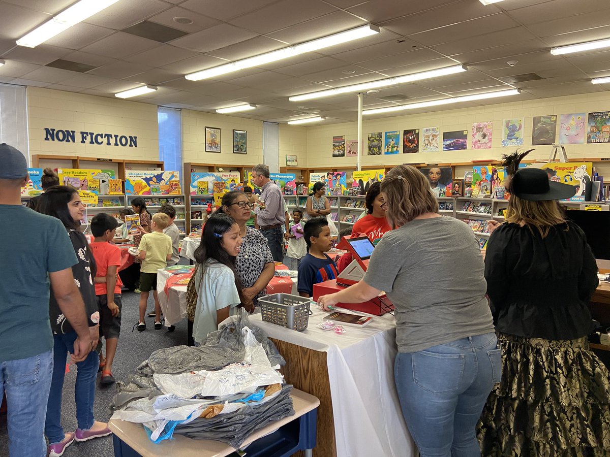 Carmen Money (@classwithcarmen) on Twitter photo STEM Night at <a href="/Coltranewebb/">Coltrane-Webb STEM</a> was amazing! What a great way to wrap up our One School, One Book event! So proud to work with so many awesome educators and such a wonderful school community. <a href="/CCSSTEM/">Cabarrus County STEM</a> <a href="/CabCoSchools/">Cabarrus Co. Schools</a> <a href="/johannajparker/">Johanna Parker</a> STEM Night at <a href="/Coltranewebb/">Coltrane-Webb STEM</a> was amazing! What a great way to wrap up our One School, One Book event! So proud to work with so many awesome educators and such a wonderful school community. <a href="/CCSSTEM/">Cabarrus County STEM</a> <a href="/CabCoSchools/">Cabarrus Co. Schools</a> <a href="/johannajparker/">Johanna Parker</a>