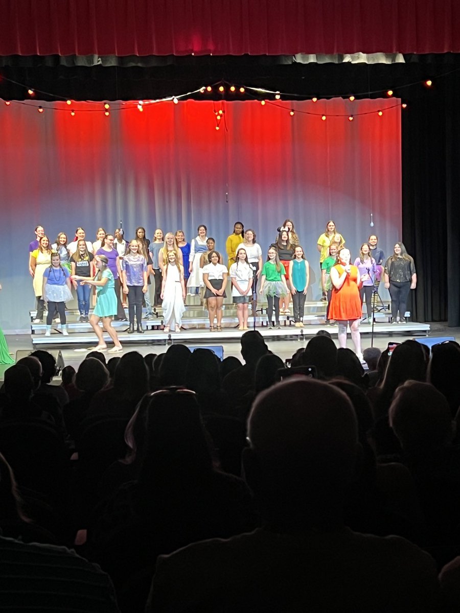 SMS Show Choir looked and Sound Fabulous! proud of You!