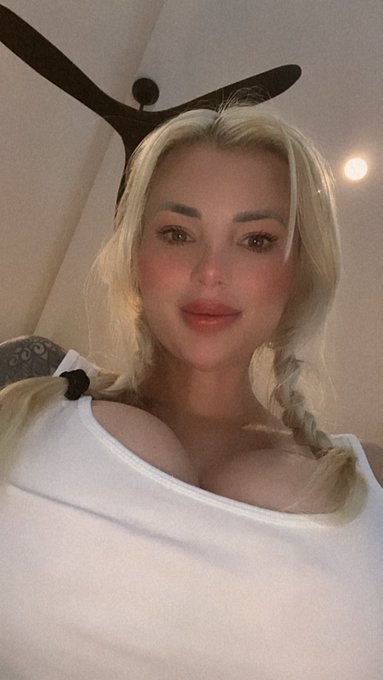 Hi 🙃 https://t.co/MXlQqbBlma