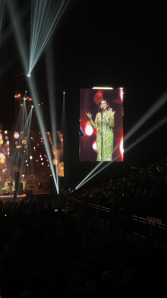_SA2x's tweet photo. 🎶Angham’s night
#انغام_في_الكويت https://t.co/F6qoyKwZq1