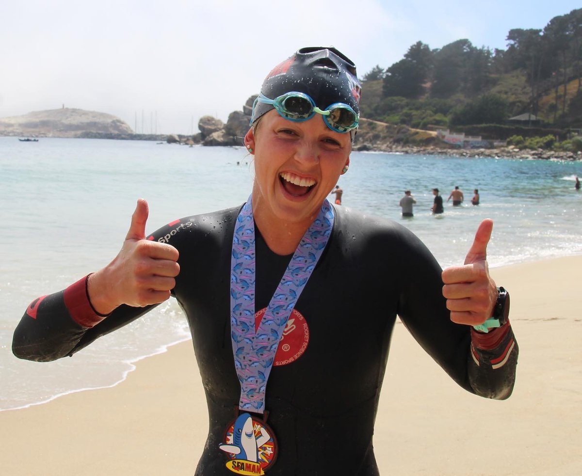 rocketscisports's tweet photo. Two enthusiastic thumbs up: our ROCKET wetsuit is a real winner! #rocketsciencesports #racewithattitude https://t.co/2Na7ZGG6GO