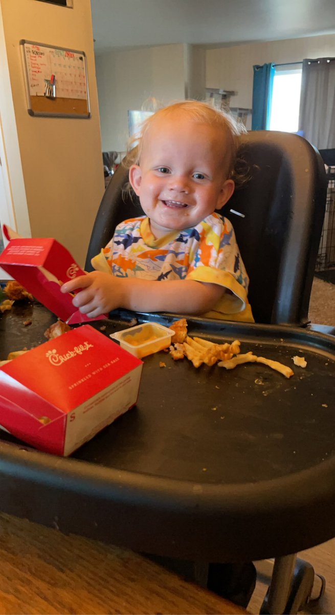 alyssaimlay92's tweet photo. @ChickfilA I think you have a new rep😂❤️ https://t.co/BytRVhNo1a