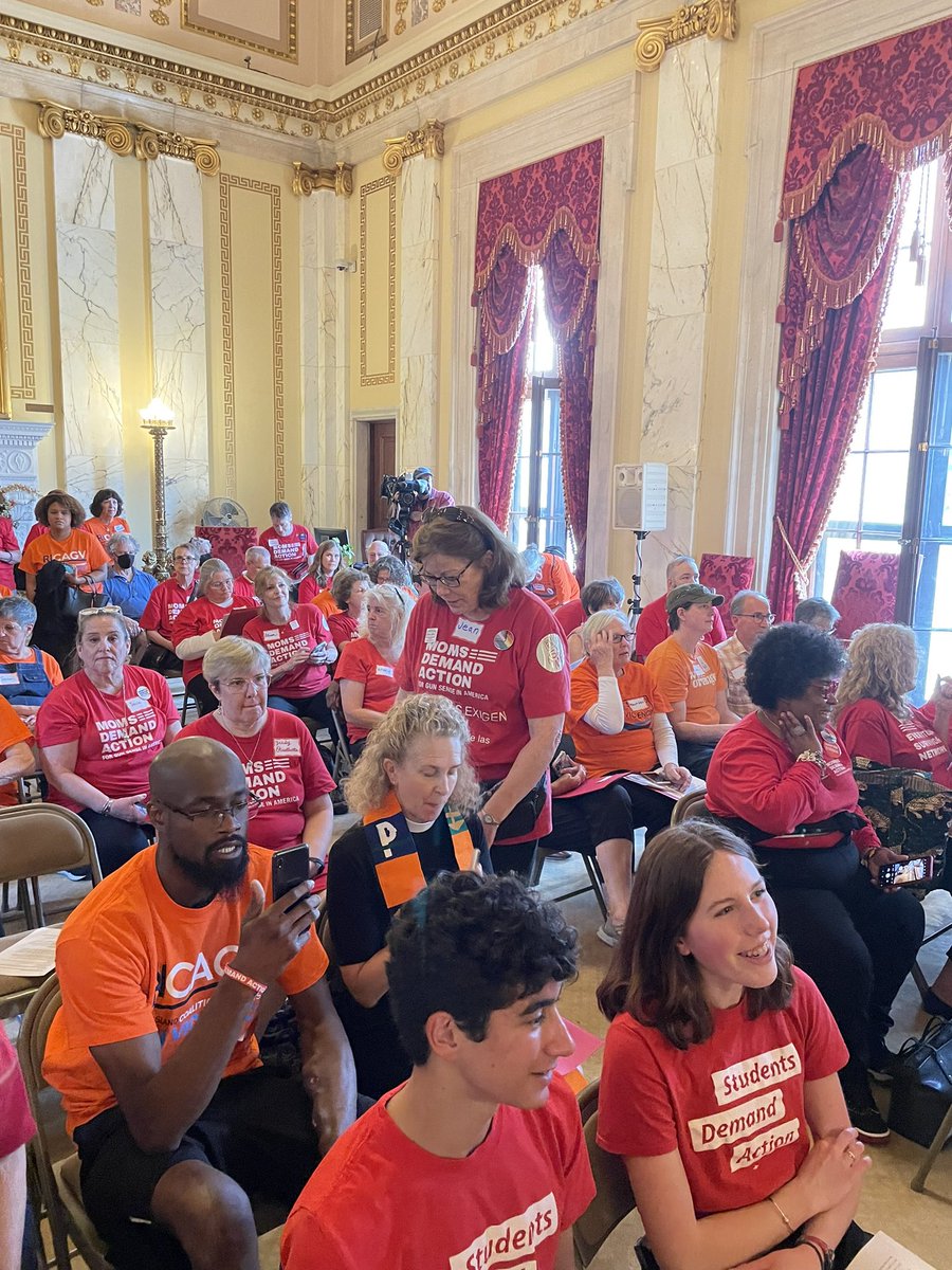 RICAGV1's tweet photo. 150 advocates pushed for passage of #AssaultWeaponsBan and #safefirearmstorage today. TY to all who are beacons of hope, plus partners @MomsDemand @NVIinstitute @RIKidsCount
@GovDanMcKee @LGSabinaMatos @RISecState @RITreasury @Rep_Jason @Justine4RI @pam_lauria @SenatorMillerRI https://t.co/Q6Bb7ZTsGX