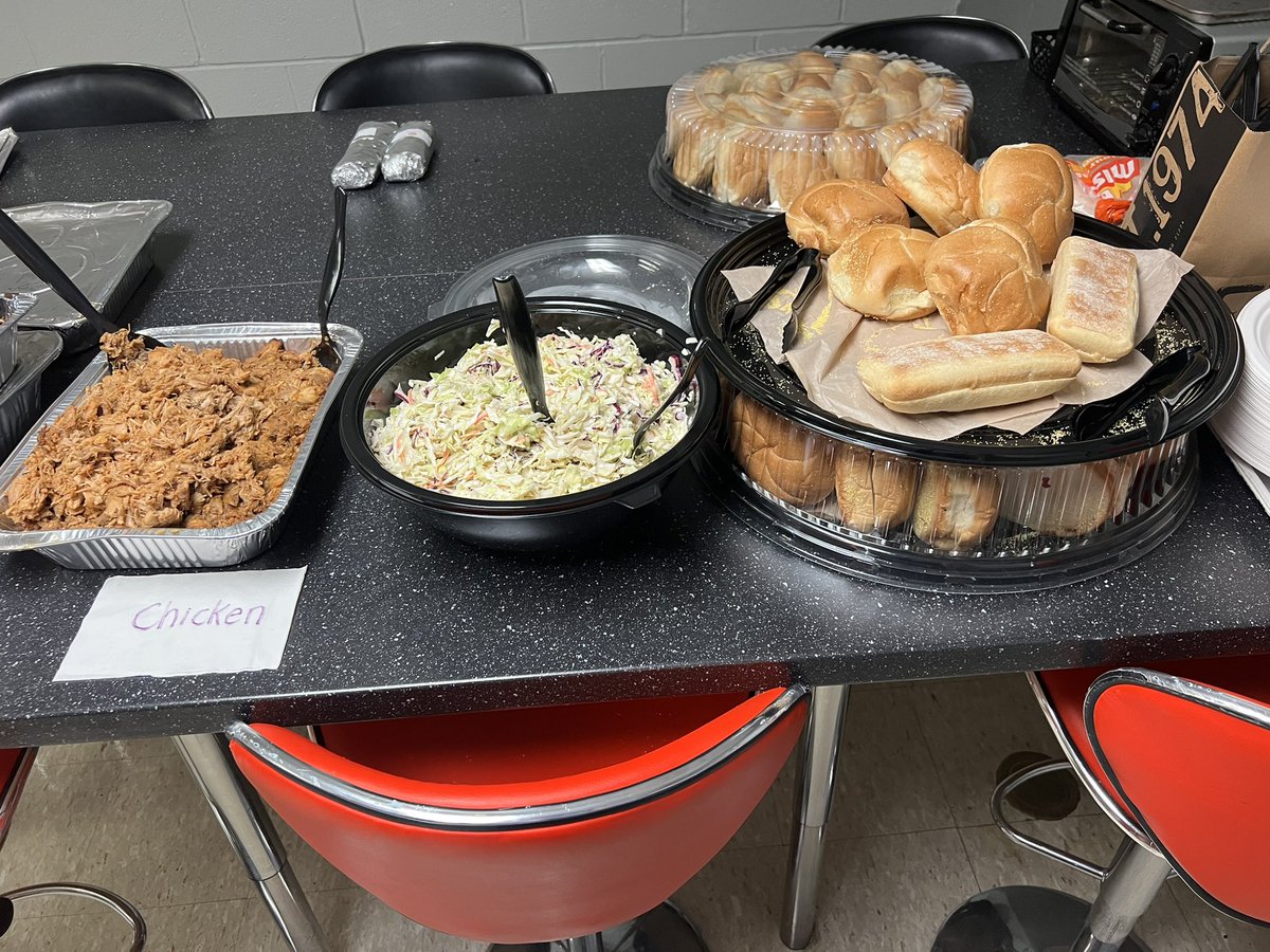 Just what the doctor ordered!! Huge thank you to #FarmacyCafeandCatering for an amazing lunch for Staff Appreciation Week 2023! If you're in the Rosedale/White Marsh/Perry Hall area, they're 100% worth a stop!
