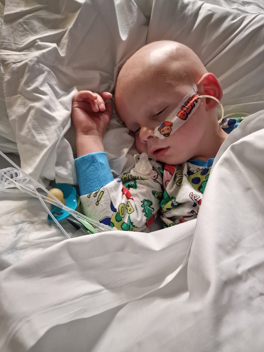 Another 3 day dose of chemo done.. even after a tough week last week at GOSH. Its hit him hard this time and looks like we will now be in for the weekend. 
But we keep fighting and try to keep our spirits up and not get down... 
#fight4quinn 
#fuckcancer 

gofund.me/45129831