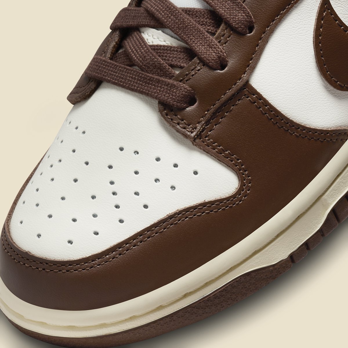 Official images: Nike Dunk Low Women's "Mocha" ☕