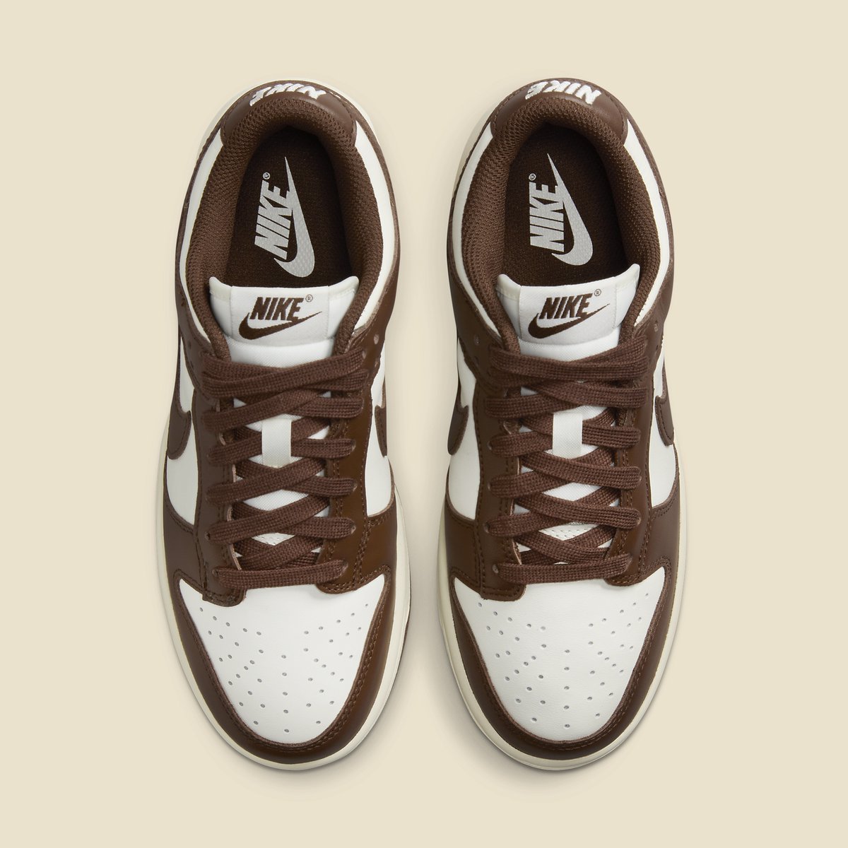 SneakerNews's tweet photo. Official images: Nike Dunk Low Women's "Mocha" ☕ https://t.co/cagZC463cn