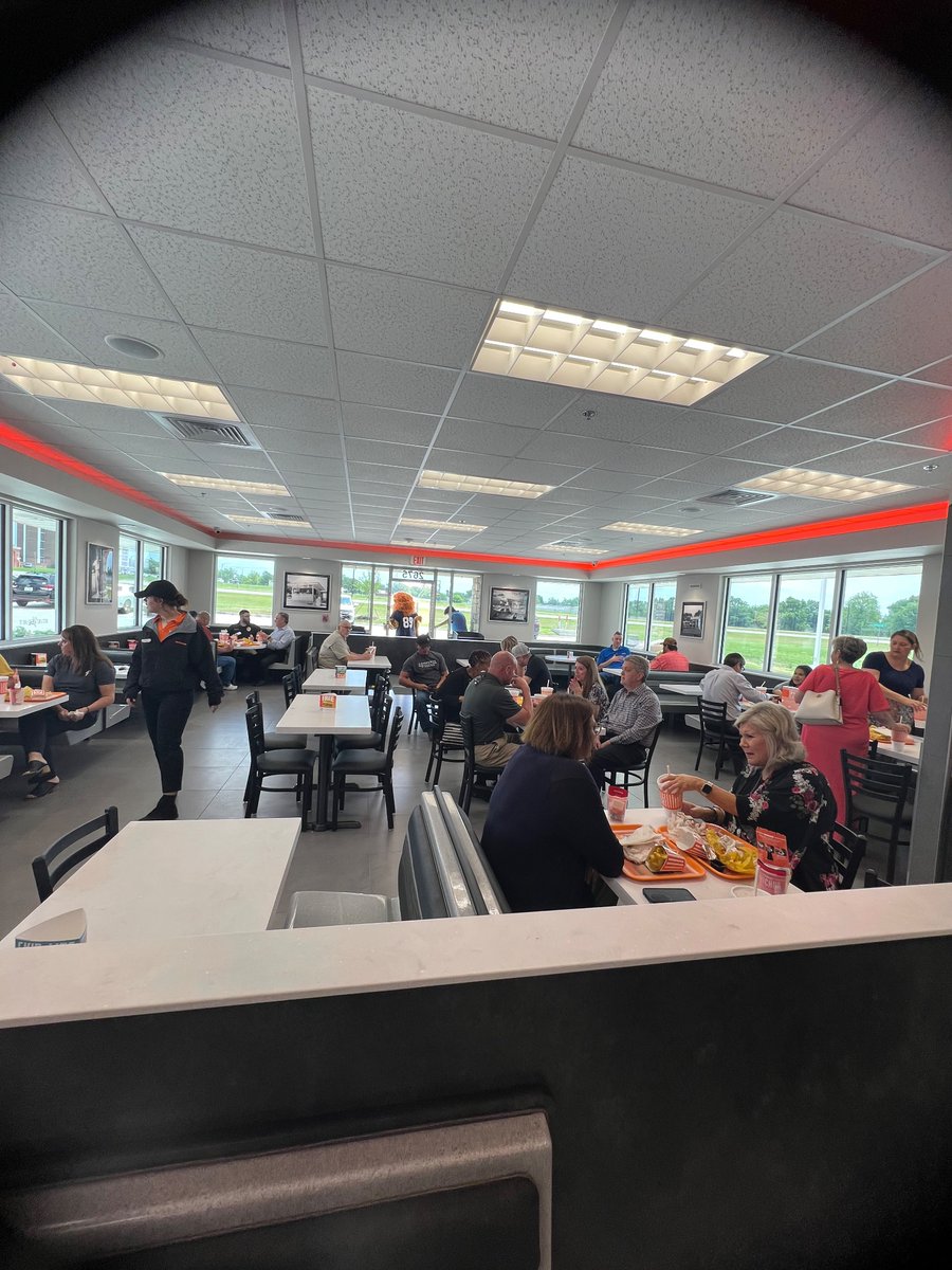CityofCommerce2's tweet photo. Whata great turnout out at the pre-grand opening of the new Whataburger on Tuesday! Head over to HWY 24 & Culver and grab a bite 🍔! #commercetx https://t.co/JbKCeLCs8I