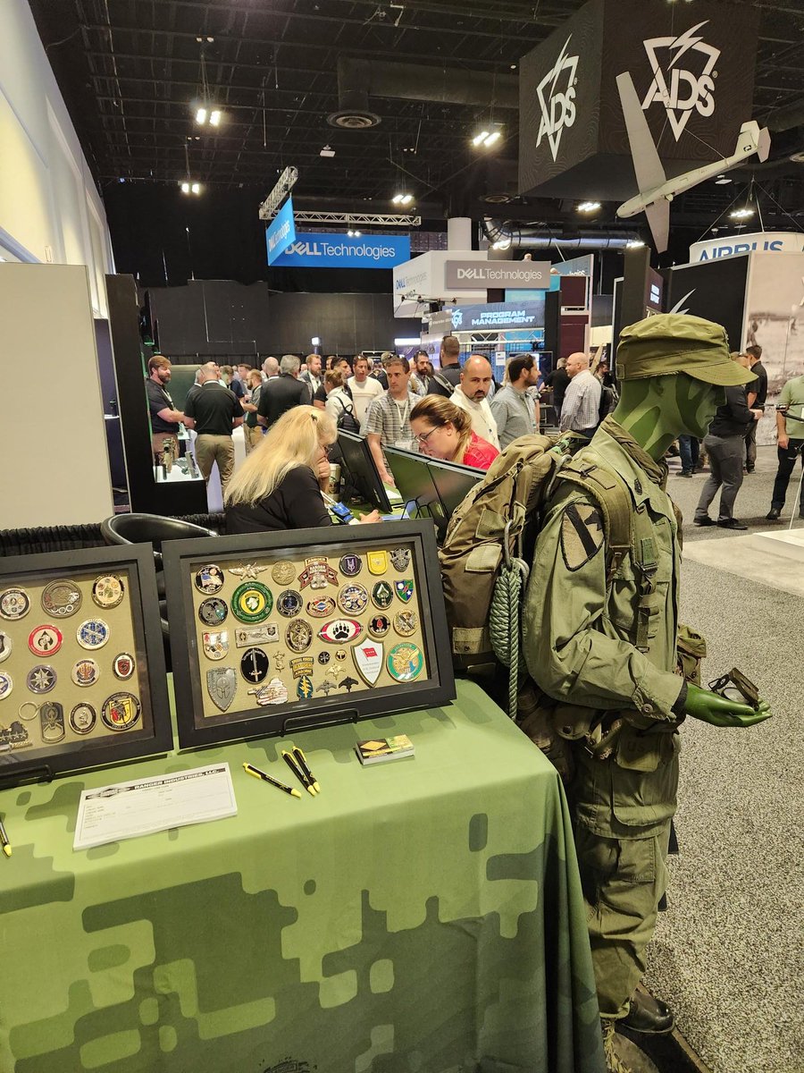 RangerCoin's tweet image. It was great meeting everyone at this year's @GlobalSOF in Tampa this week and sharing some of a great new #ChallengeCoin designs in-person. Remember, you can contact us to get your FREE project quote here ▶️ rangercoin.com/contact-us/
#GSOFis9 #sofweek23