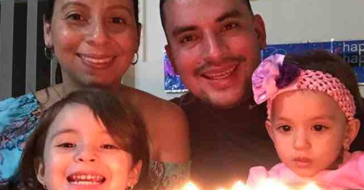 SheliaBitt's tweet photo. #pizza Delivery Man Pablo Villavicencio Freed From Immigration.... #foodabletop25 #arfood https://t.co/rglArvir1x https://t.co/bnSK97CkPK