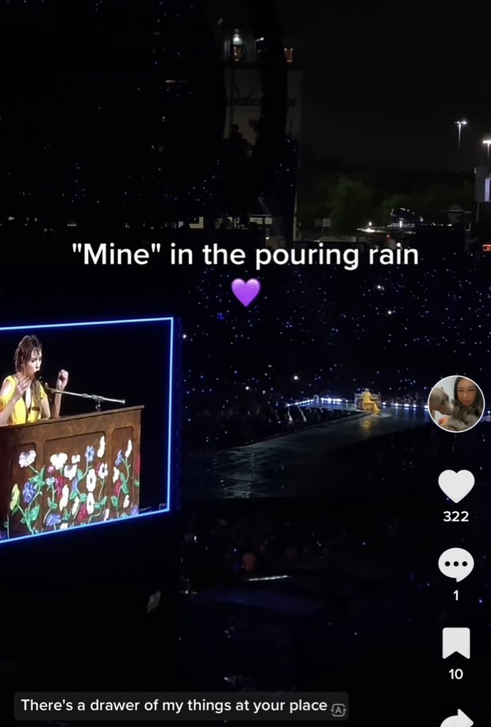 erastourmatch13's tweet photo. @thefall0ut She said it was worth the money! I honestly almost think just from her videos they might have been better than my floor seats😳 only bc i was on my tiptoes and couldnt see most of the time, she also had a very clear view of taylor leaving!😍🥰 https://t.co/FjpljvIZCN