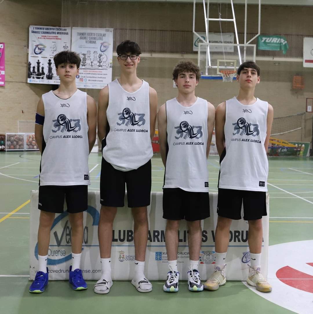 cbaspontes's tweet photo. 👉🏼Os nosos xogadores, Carmela e Guille clasificaronse cos seus respectivos equipos a fase final galega de 3x3, que se realizará a final de mes e que dará acceso ao campionato de España.
Noraboa 👏🏻
#cbaspontes #ImosCB https://t.co/kDqOP2Fsei