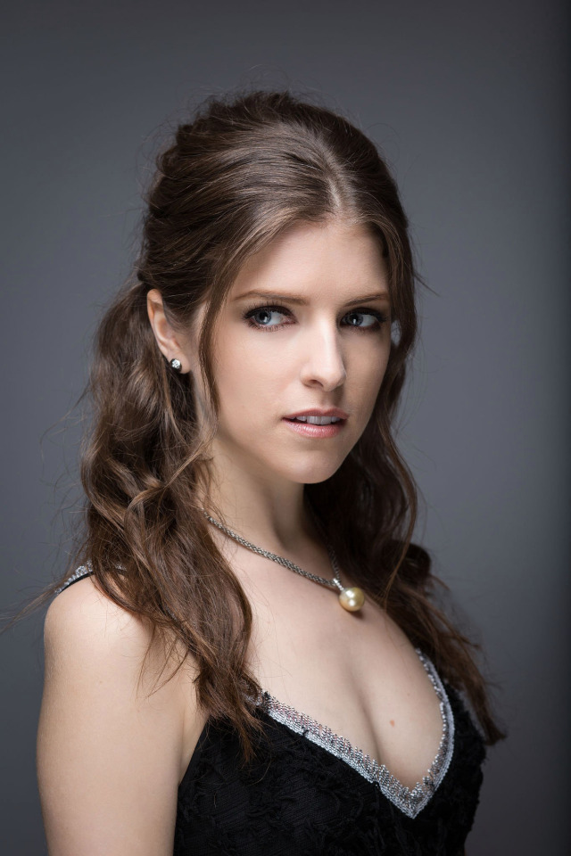 Anna Kendrick Pix tweet media
