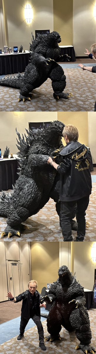 Me trying to rejoin the kaiju community when I post one drawing after months of nothing: