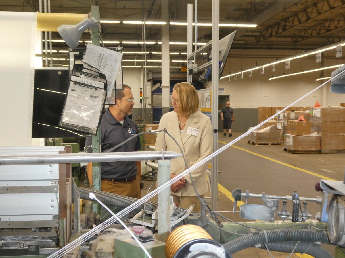 SDIDEC's tweet image. TradeGov: ITA’s Jennifer Knight visited two #SouthCarolina-based textile #manufacturing facilities this week to underscore ITA’s support for 🇺🇸 manufacturers &amp;amp; the importance of public-private sector engagement to build resilient textile &amp;amp; apparel #suppl…
