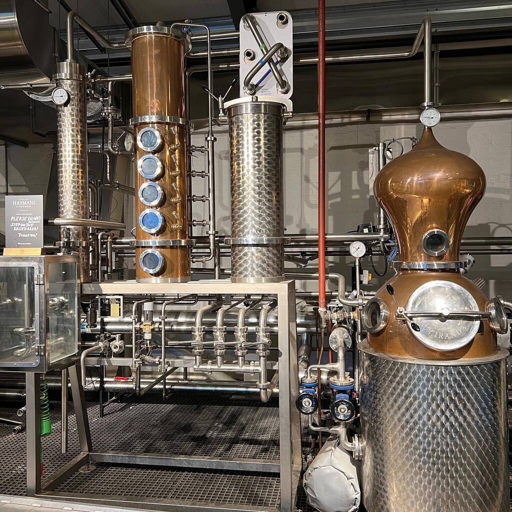 An enjoyable few hours <a href="/haymansgin/">Hayman's Gin</a> this evening with other family businesses. Some history in the room with at least 3 x five generation family businesses. instagr.am/p/CsHbH15r0f1/