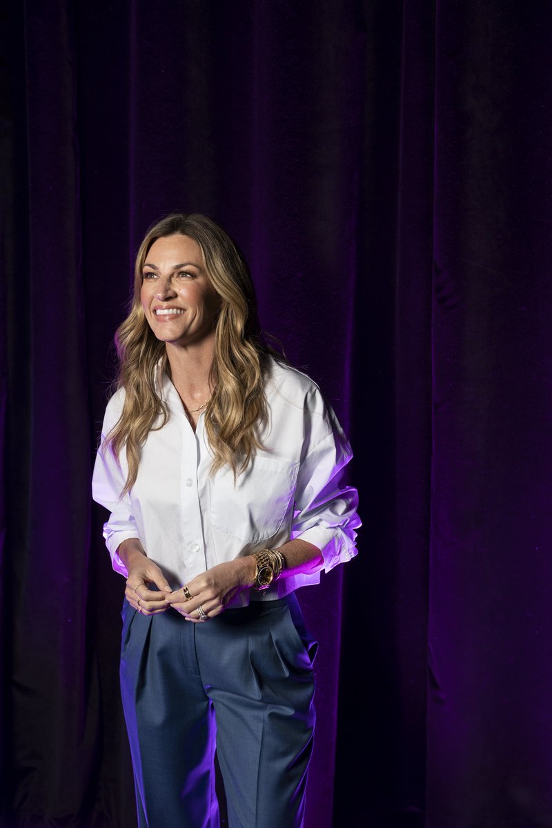 Barron's Advisor (@barronsadvisor) on Twitter photo Emmy nominated Sports Broadcaster, Entrepreneur and Podcast Host Erin Andrews closed out night two of the #BATeams Summit. She and Matt Barthel discussed her illustrious career climbing the ranks in the male-dominated world of sports broadcasting.
.
.
.
Photo Cred: <a href="/LILAPHOTO/">LILA PHOTO</a> Emmy nominated Sports Broadcaster, Entrepreneur and Podcast Host Erin Andrews closed out night two of the #BATeams Summit. She and Matt Barthel discussed her illustrious career climbing the ranks in the male-dominated world of sports broadcasting.
.
.
.
Photo Cred: <a href="/LILAPHOTO/">LILA PHOTO</a>