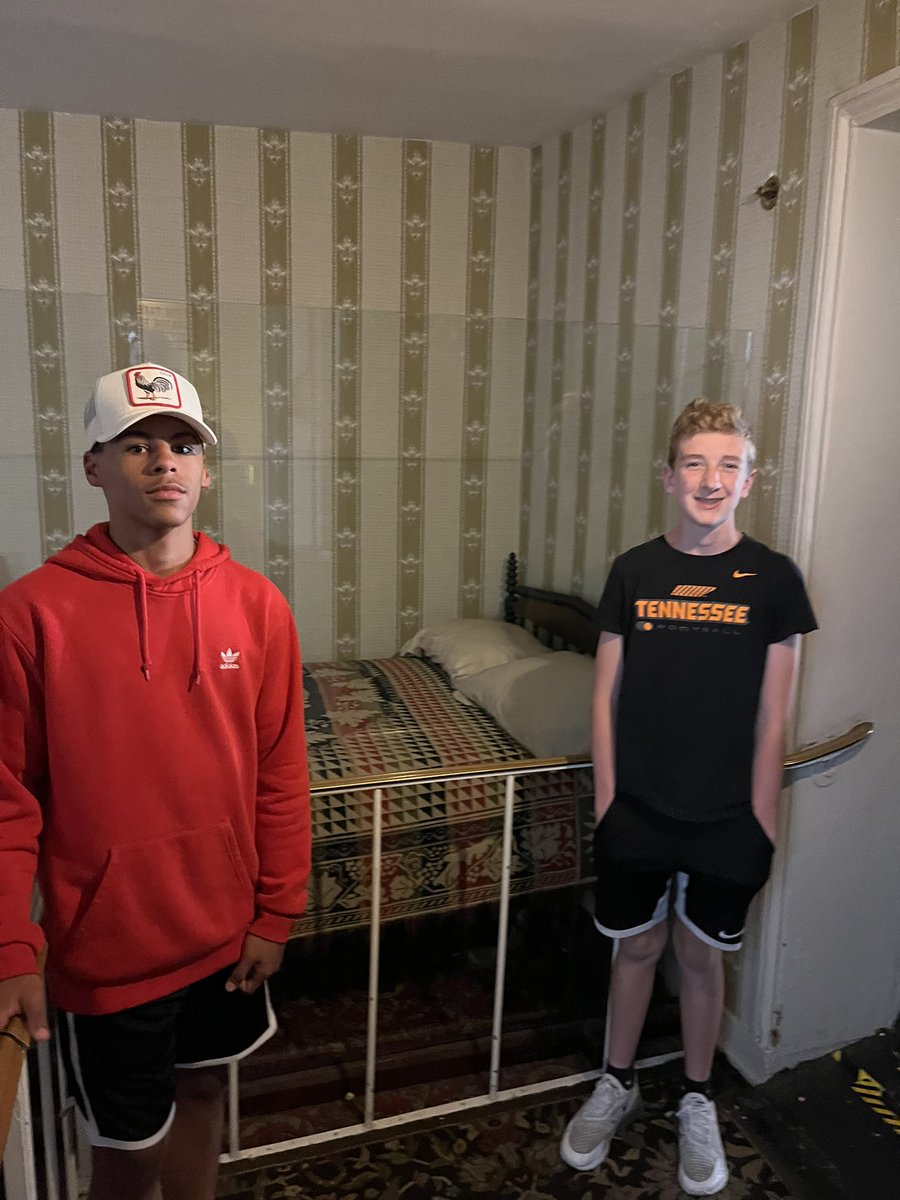 LLCoachJ's tweet photo. Ford’s Theater and The Peterson house was a pretty somber tour. @gms_tn @racheladamstn @CoachMcCall65 #RiseAsOne https://t.co/EB66ybFzRI