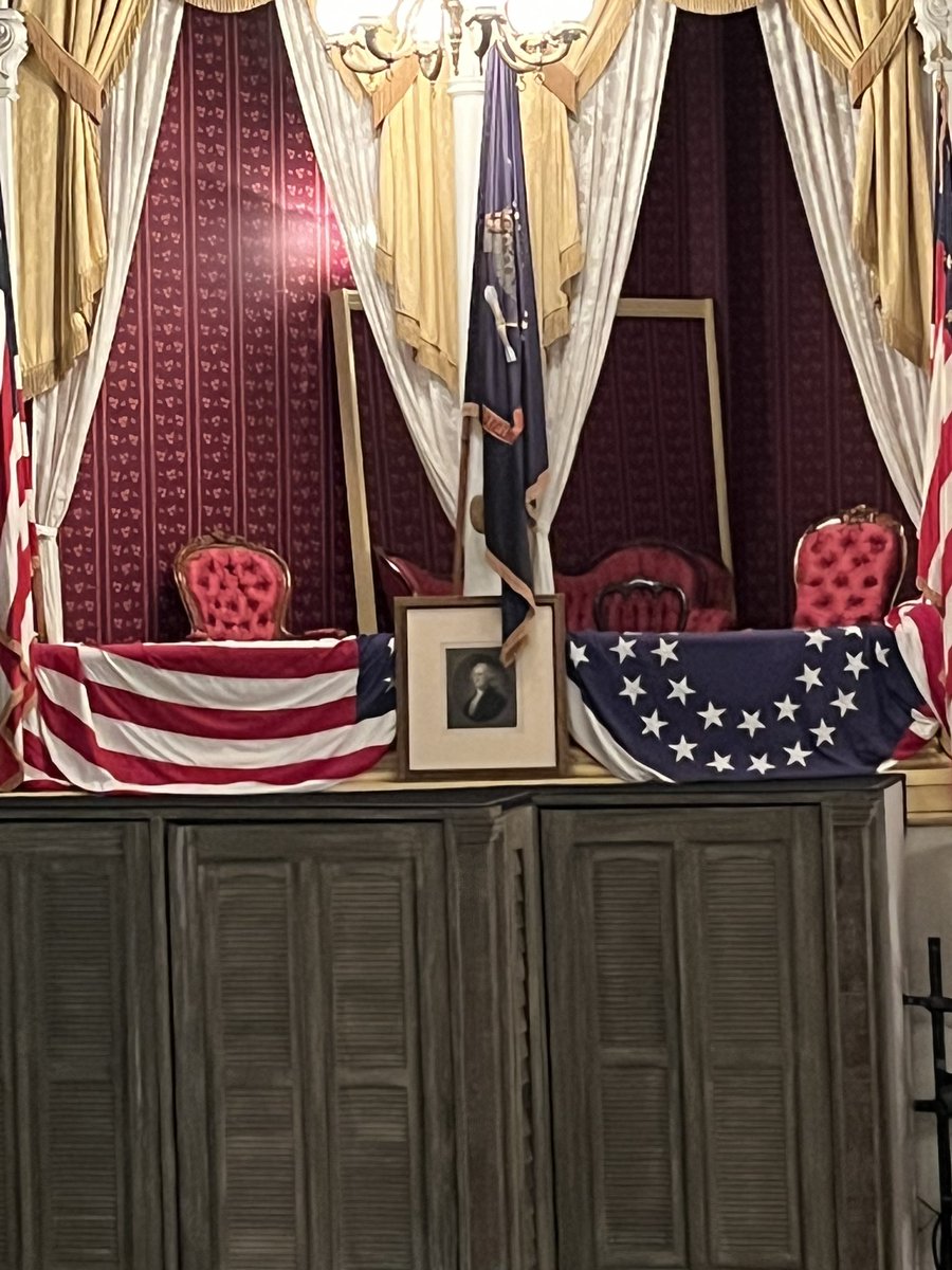 LLCoachJ's tweet photo. Ford’s Theater and The Peterson house was a pretty somber tour. @gms_tn @racheladamstn @CoachMcCall65 #RiseAsOne https://t.co/EB66ybFzRI