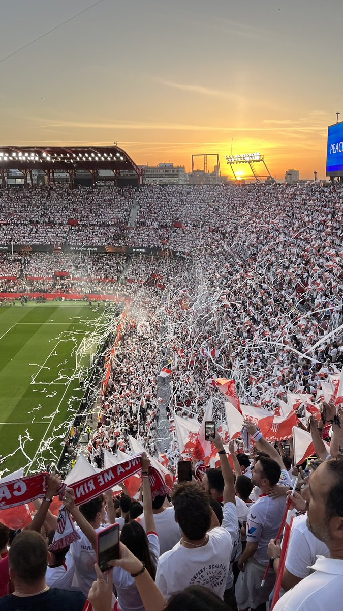 andreitasherry's tweet photo. Recuerda @juventusfces Somos el PUTO SEVILLA FUTBOL CLUB! https://t.co/P17kxLkBZL