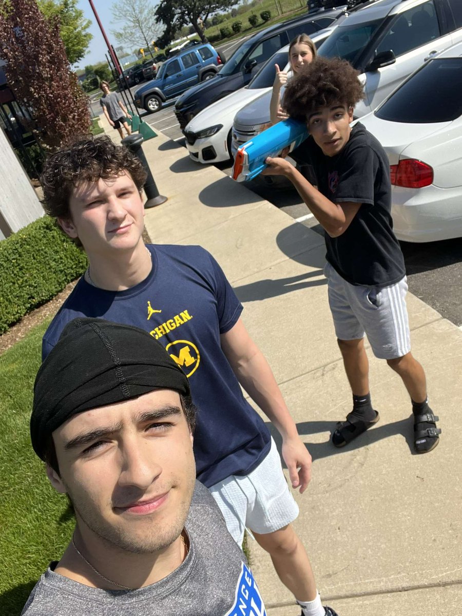 quitboosting's tweet image. @TalkSquirty2023 3-2. you might wanna be a little quicker next time luke.🤣😭🤡🚬🏃🏿‍♂️💨.#smoked #tooslow @rocww2023