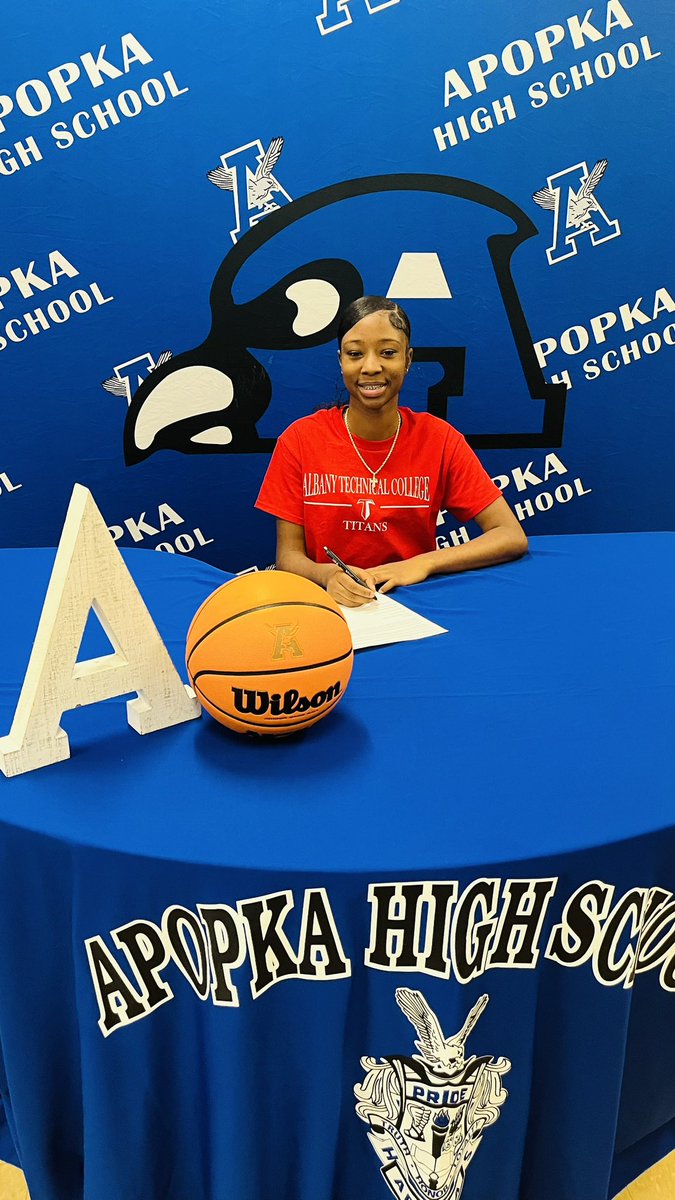 apkgirlscanhoop's tweet photo. Congratulations to Janiya Johnson on signing with @AlbanyTechWBB! We are proud of you! 💙🏀🤍 https://t.co/noKPPmNDQ9