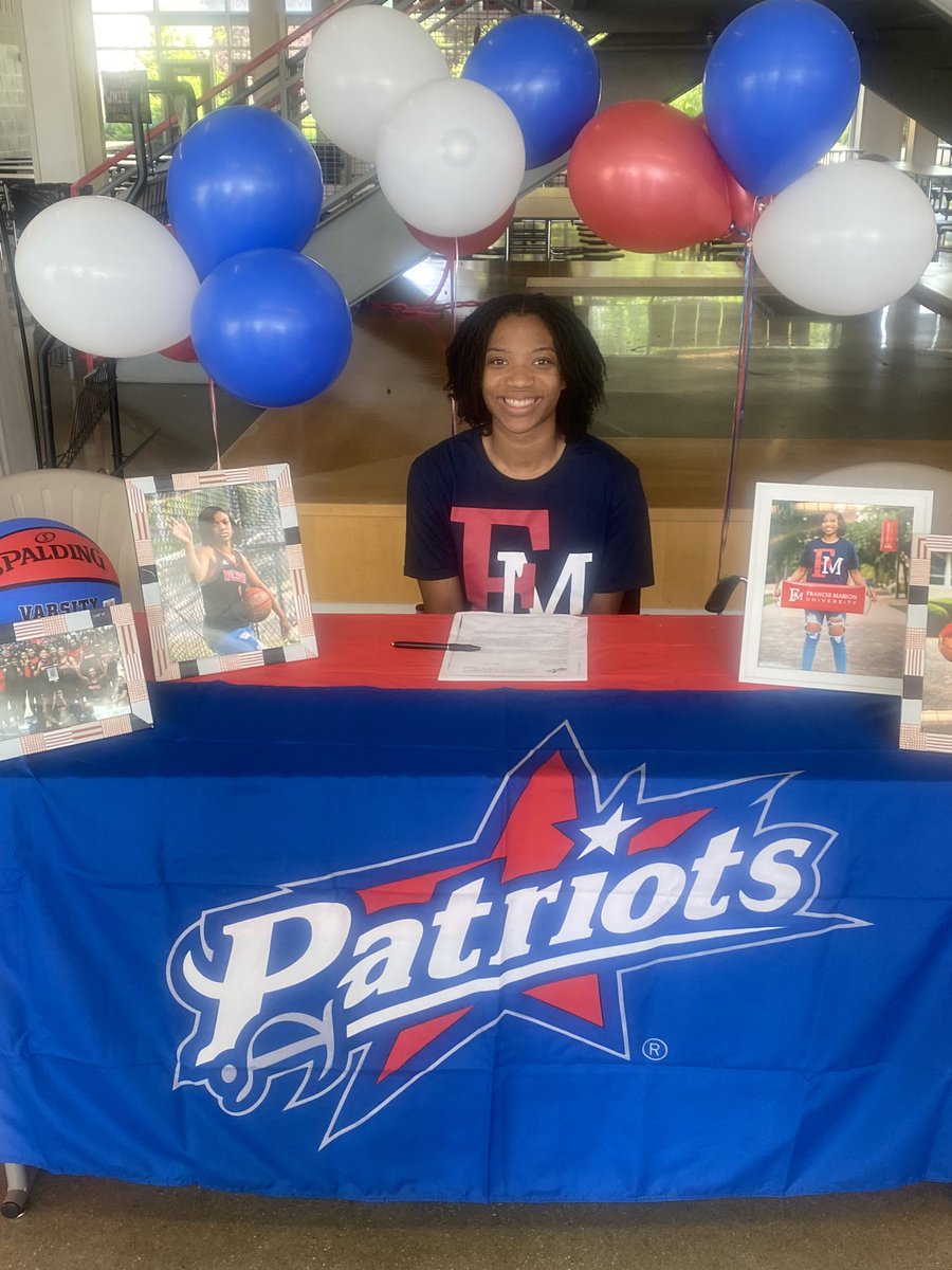 Nikita Warren tweet media