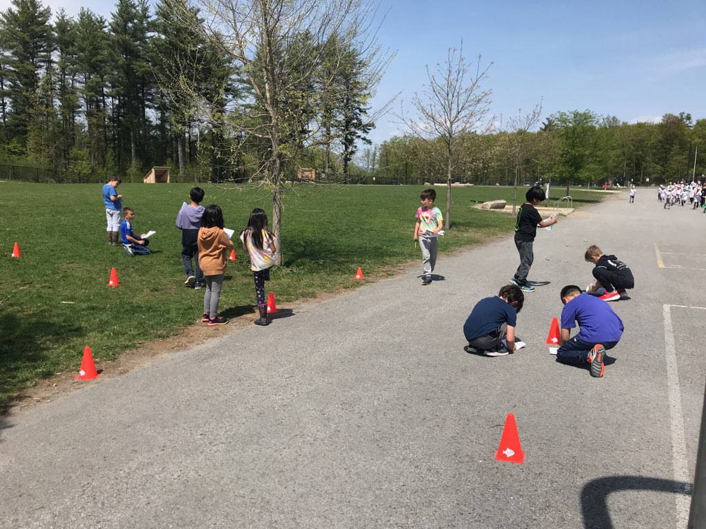 Ontario Field Trip Day 4:
Hudson Bay Lowlands 

Using an Orienteering map, students went fishing with <a href="/mskaitlynkhps/">Kaitlyn Shaver</a> 🎣