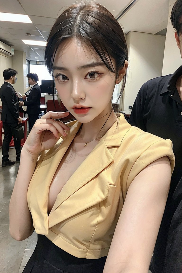 yourAIgirls's tweet photo. Busy working after vacation.. https://t.co/ZTUlsgW7bK
