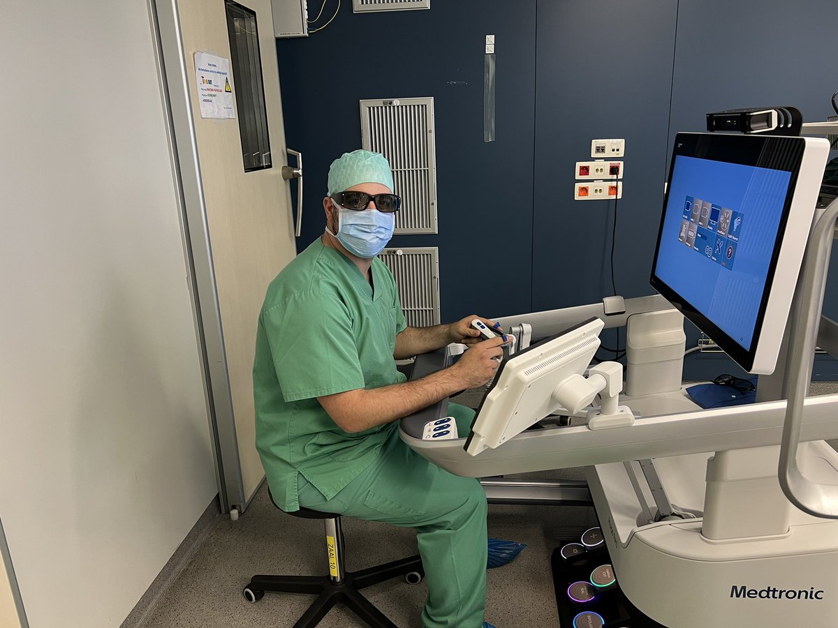 Ross Warner (@mrrosswarner) on Twitter photo Thank you to The Urology Foundation <a href="/TUF_tweets/">TheUrologyFoundation</a> for the Keith Yeates / Ralph Shackman award and the opportunity to visit some world class units and observe some incredible robotic surgery <a href="/MartiniKlinik/">Martini-Klinik am UKE</a> and <a href="/AalstOlv/">OLV Aalst Urology</a>, including the <a href="/Medtronic/">Medtronic</a> Hugo for the first time! #UroSoMe Thank you to The Urology Foundation <a href="/TUF_tweets/">TheUrologyFoundation</a> for the Keith Yeates / Ralph Shackman award and the opportunity to visit some world class units and observe some incredible robotic surgery <a href="/MartiniKlinik/">Martini-Klinik am UKE</a> and <a href="/AalstOlv/">OLV Aalst Urology</a>, including the <a href="/Medtronic/">Medtronic</a> Hugo for the first time! #UroSoMe