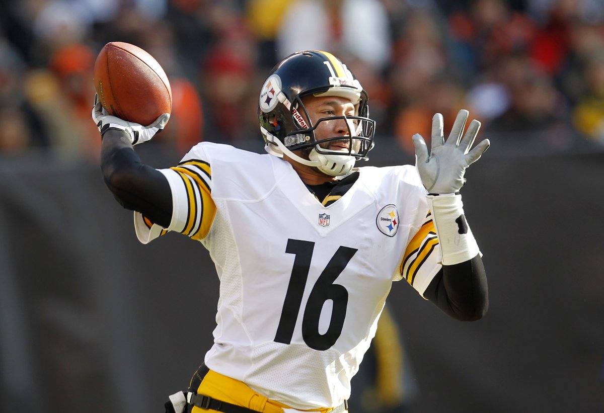 FanDuel's tweet photo. Name a random backup QB ✍️

I'll start: Charlie Batch https://t.co/6ewQGkavaP