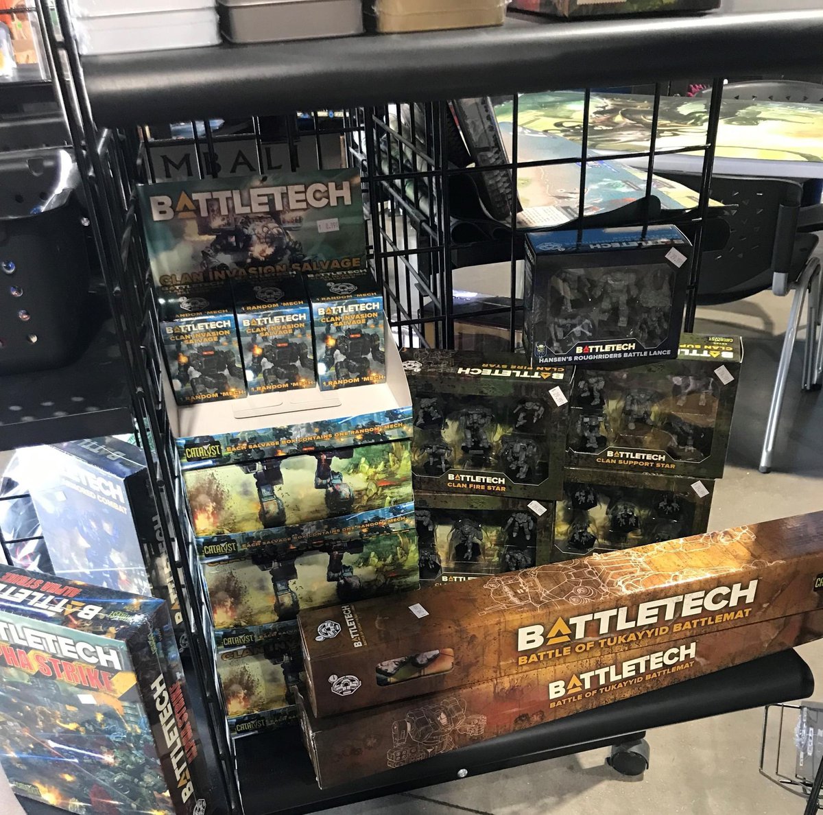 3BrothersGames's tweet photo. Attn: Any players of Battletech, we just got in a few Clan Kits, some maps, and boxes. Hope to see you soon.
#Battletech #Hebron #hobby #tabletop #3BG https://t.co/5QUAUT8f9w