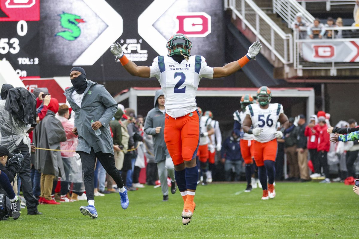 TwanDoee's tweet photo. @XFL2023 Couldn’t Be More Grateful🙏🏾 For the League. Also Thanks to My Brother🩸/Teammates For Love 🖤and Support💯 Thank You Seattle For Loving Me 🧡For Who I am @XFLSeaDragons AB2✌🏽 #LLCS42 https://t.co/kcGmiplVgp