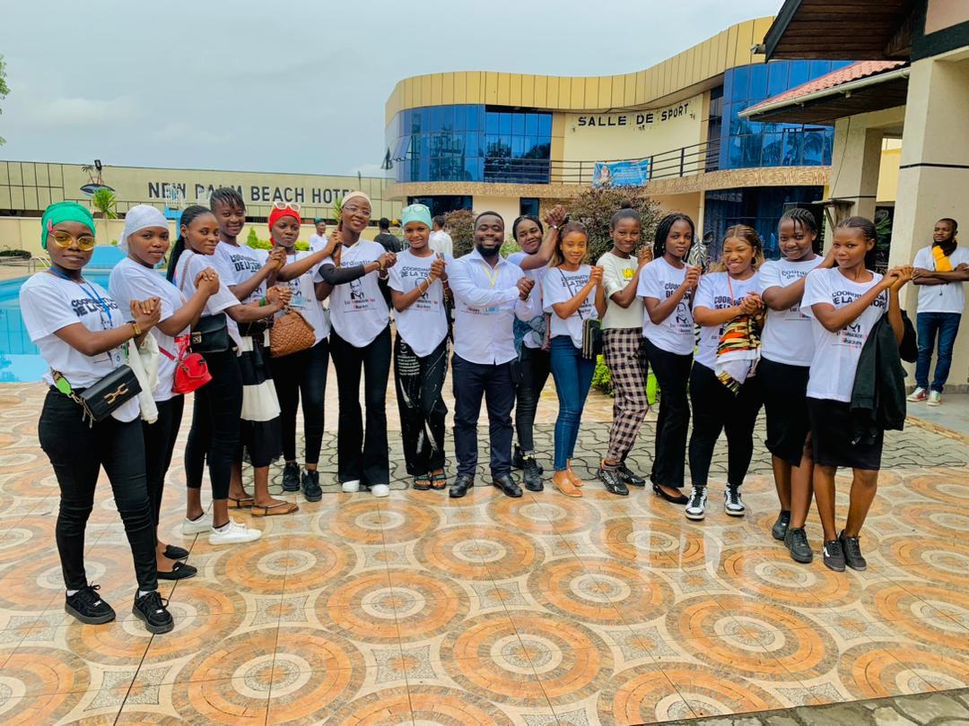 BobLikwa's tweet photo. Le 13 Mai showww
Trop c'est Trop ✍️
Nzala eleki,toboyi balkanisation,to boyi discrimination,insécurité eleki,ba promesses eleki etc...
@moise_katumbi 
@FullNdala 
@samu_kaleo 
@JosueNondo 
#Katumbi_Non_Silencieux j'assume ✍️✊ https://t.co/n0jhIqBEkw