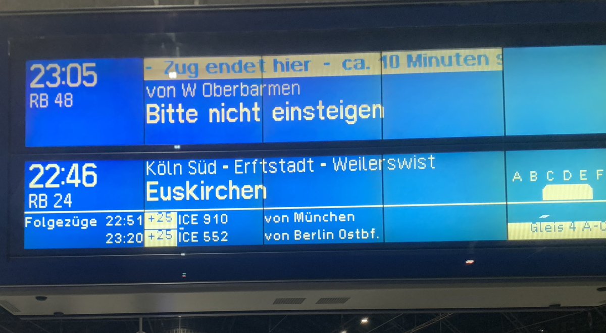 mcjoas's tweet photo. Und weiter geht’s liebe #EVG @DeineEVG „ca. 10 Minuten später – der Zug endet hier“ 😂 was ist das für eine Aussage? Delayed … Streikankündigung ist nicht nötig 😃da Dauerzustand @ https://t.co/CjOAjKWChk