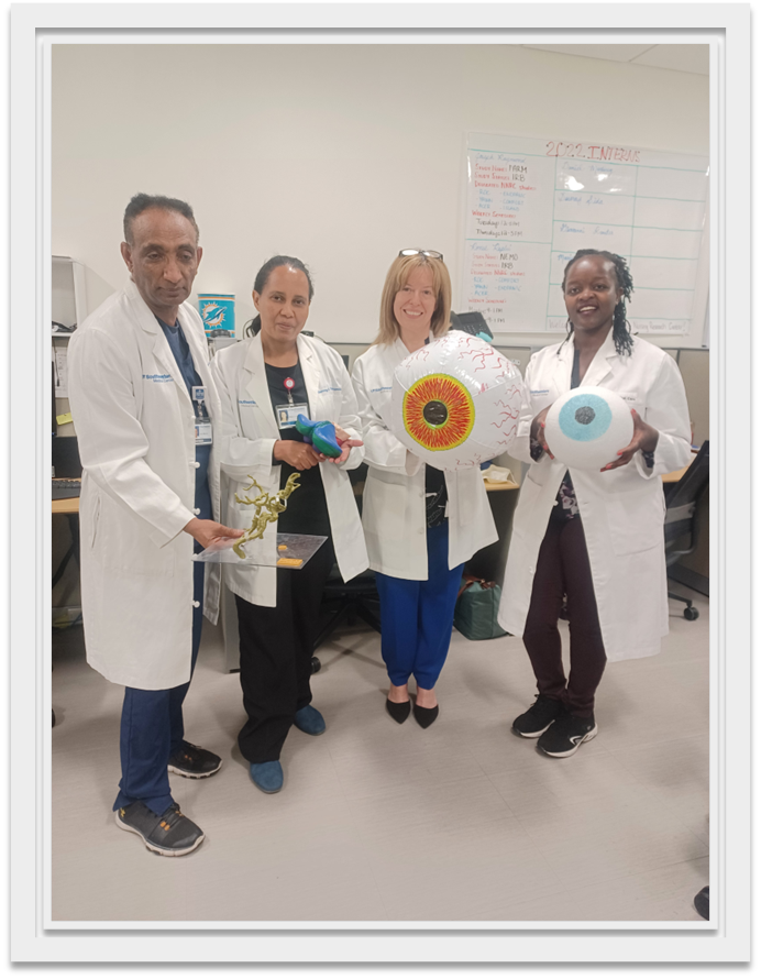 NnrcUtsw's tweet photo. #DaiWaiOlson #UTSWNeurology @UTSWNeuroRes #neuronurses #neuroscience #utsenurses #neurotwitter #MedTwitterGreat, Mary Lemisa and Dr. Kaigen Maureen from the Moi Teaching and Referral Hospital in Eldoret Kenya, Maria Denbow and Dawit Measho at NNRC UTSW https://t.co/ZoxCQ457jB