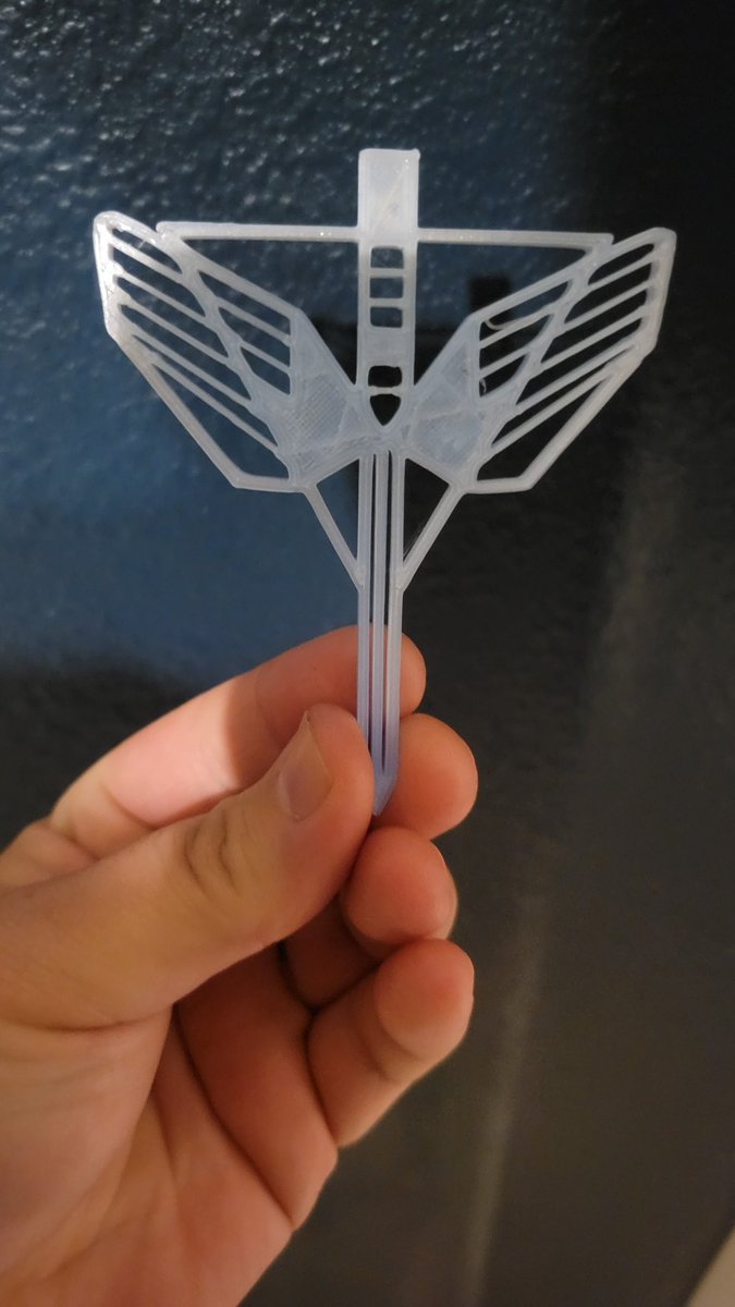 WayHaughtElf's tweet photo. Blue glow filament is strong! Those of you who placed orders, you may either get a clear blue glow or the blue blue glow. Had to buy new glow filament and it came as a clear roll but glows strong! Will highly recommend UV (sun) charging for best glow. #WynonnaEarp #Angelshield https://t.co/9LA071sK8m