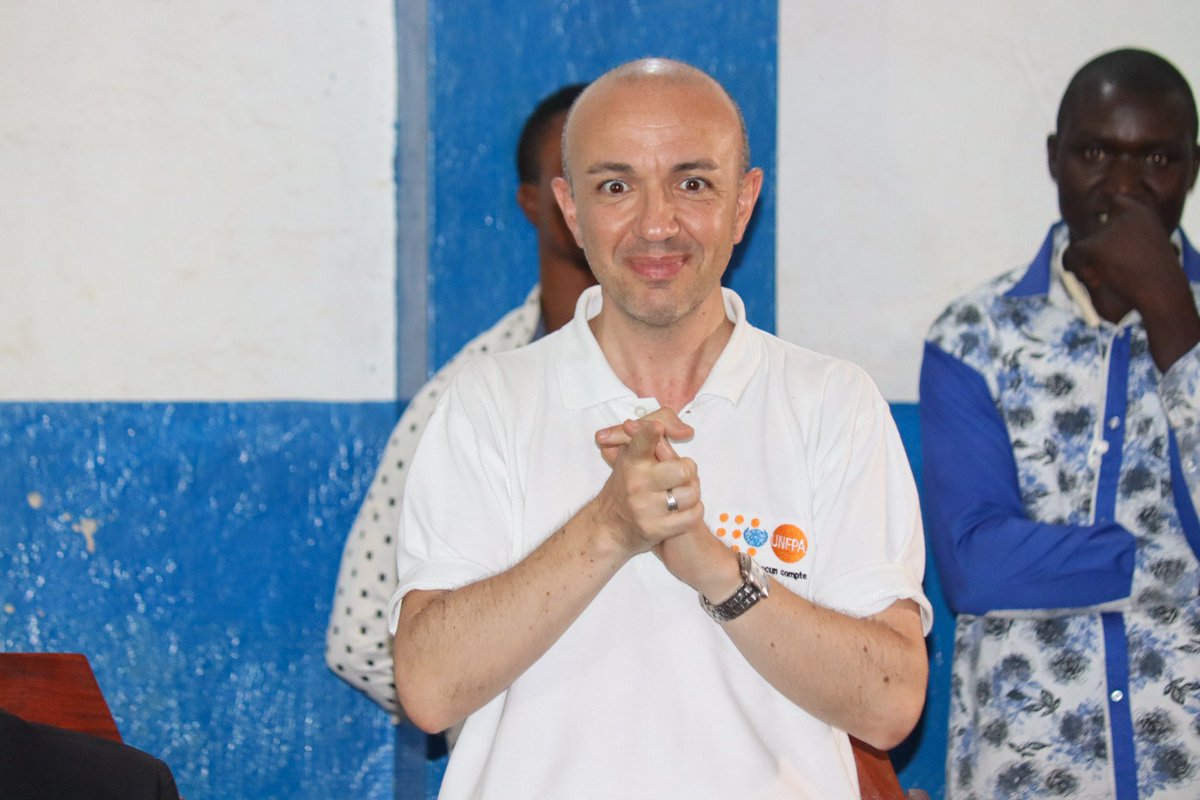 cecoje_labe's tweet photo. Nous avons reçu dans nos locaux, cet après-midi, une délégation de @unfpa_guinee conduite par Monsieur @f_galtieri pour une prise de contact et échange avec les structures de jeunesse de Labé. 

@cjflguinee 
@cljlabe 
@sagnane20 https://t.co/GBbpYhDNxX