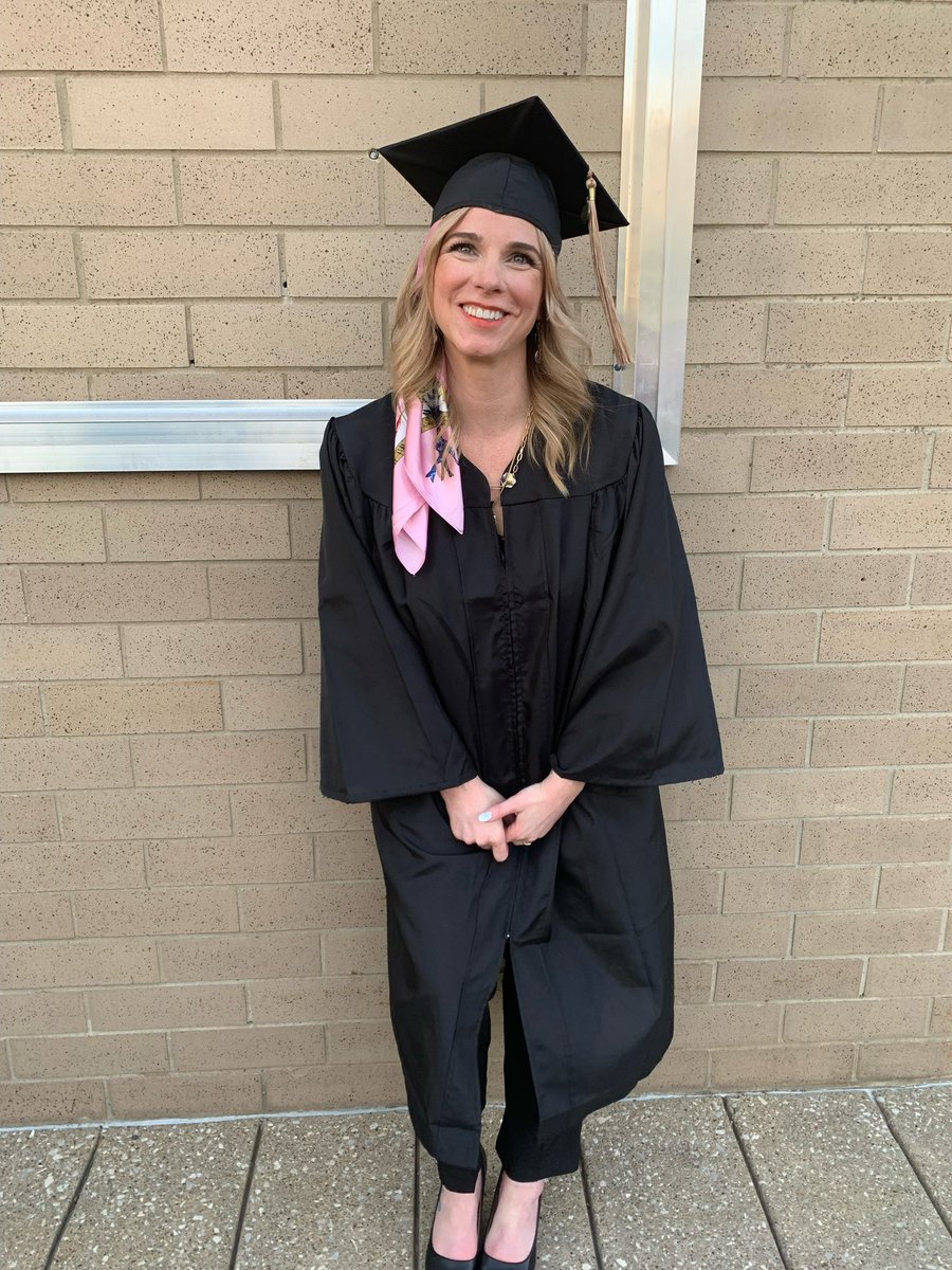KateIMontgomery's tweet photo. Finishing my international business degree has kept me up at night. Not anymore!!! https://t.co/o7yjA7ej1F