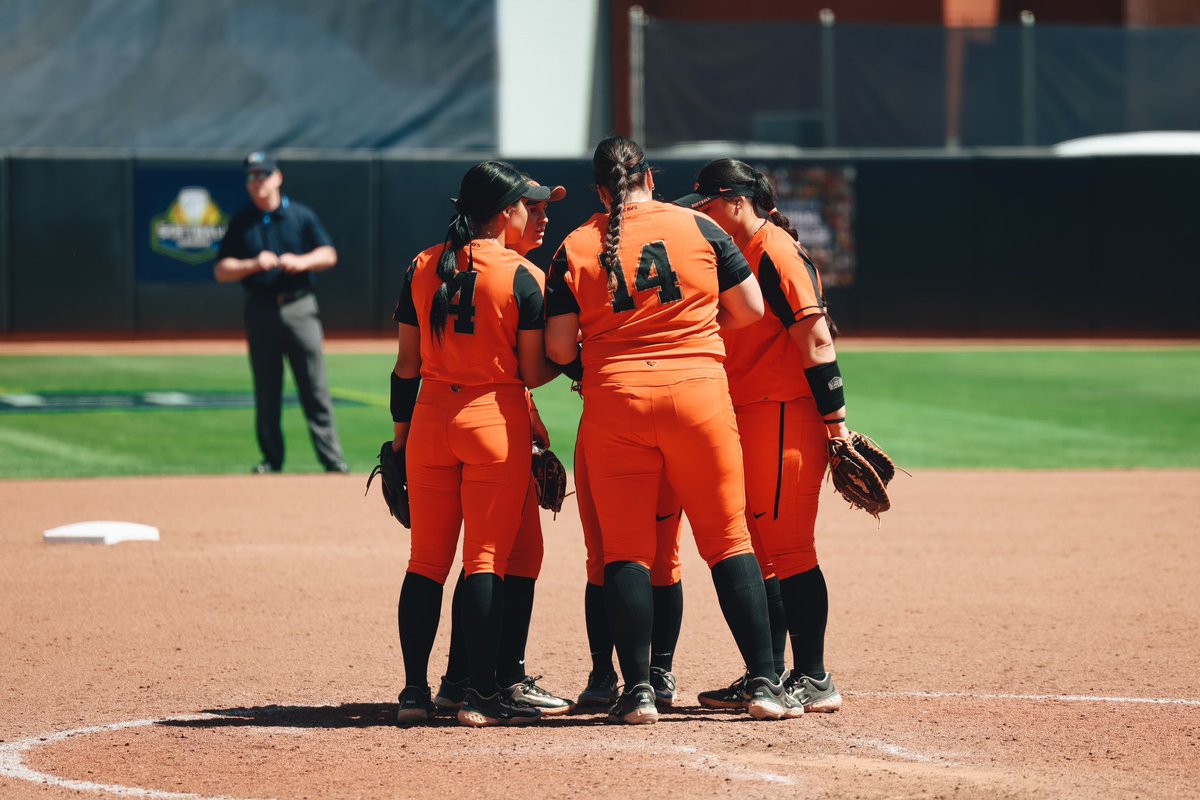 Oregon State Softball tweet media