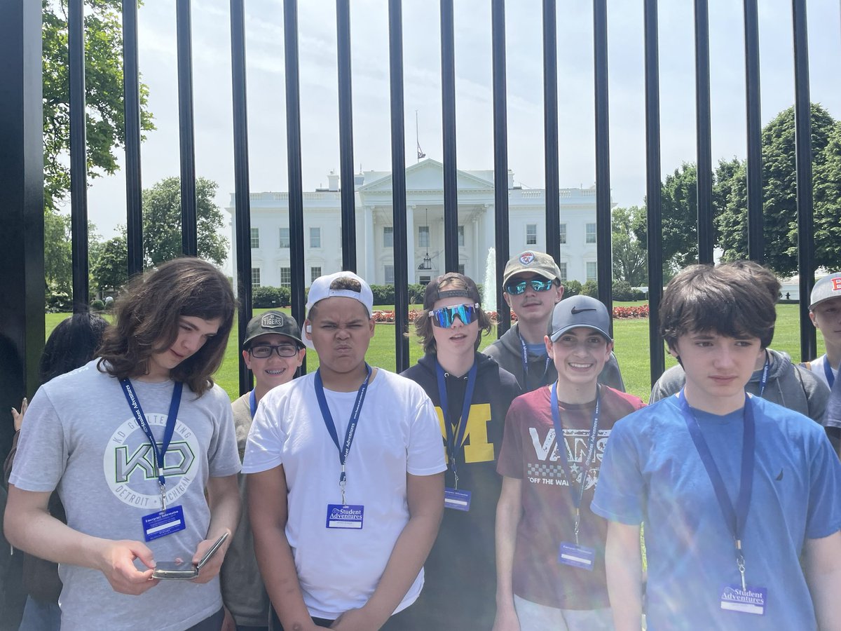 MrKooser's tweet photo. Visiting the White House @2023SMSDC  #bus3 https://t.co/KWjxCkdBeY