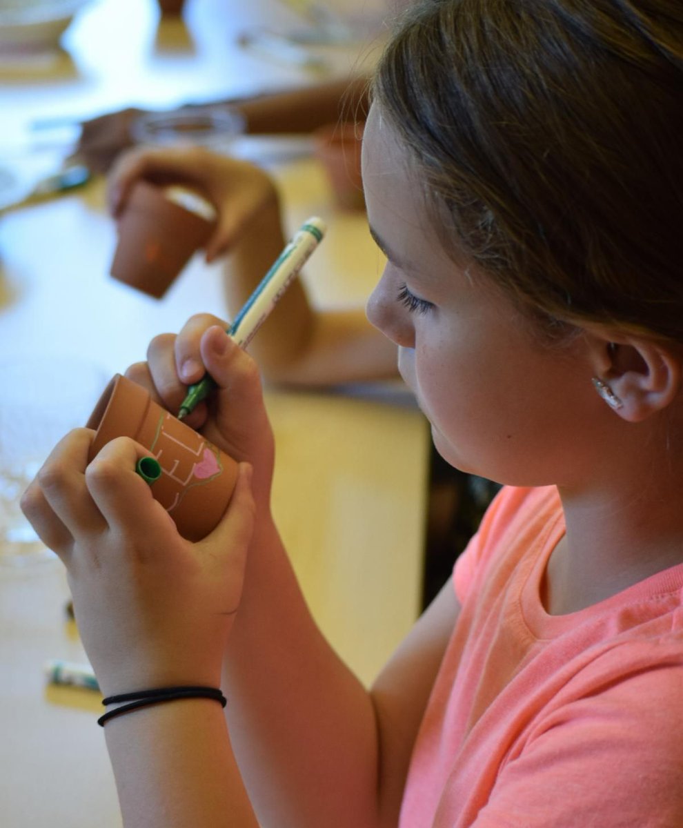 WritersandBooks's tweet photo. SummerWrite: Poetry, Pottery, & Paper Ages: 8-11
July 31 – August 4
This collaboration between Writers & Books and the Flower City Arts Center provides a unique opportunity merging visual arts with creative writing.
Scholarships Available
.
.
.
#writersandbooks #summerwrite https://t.co/mIxxF6Dcxl
