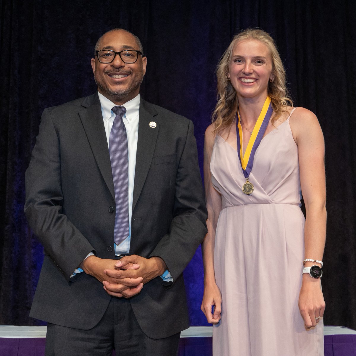 UWStevensPoint's tweet photo. Congratulations to the 53 students who received the Chancellor’s Leadership Award for their leadership, community service and their commitment to personal growth. These students are among the 1100 #UWSPGrads graduating next weekend. See photos at: https://t.co/4XVKNwlZzl. #UWSP https://t.co/TCTcIOt9Tl