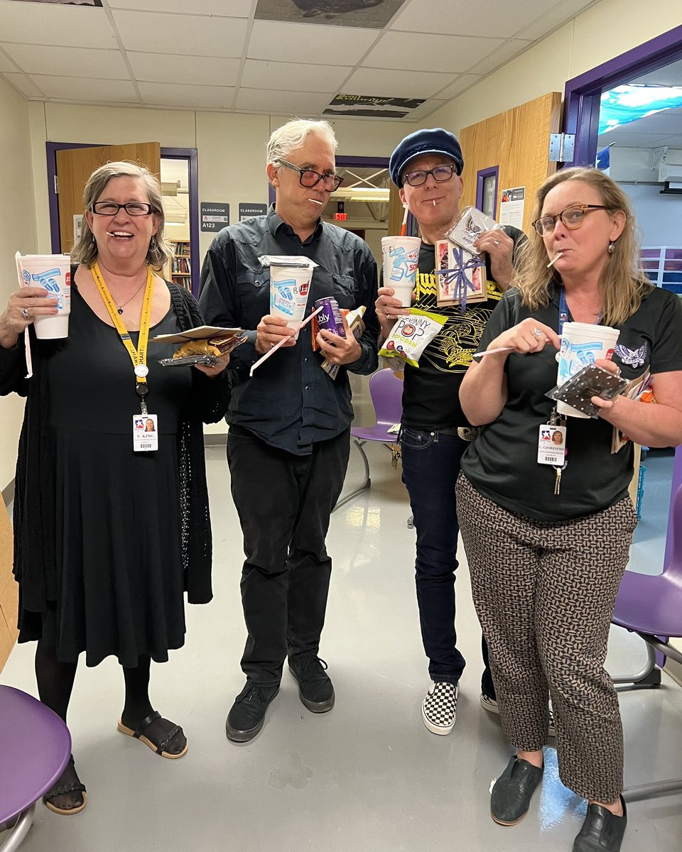LiveOakOwls's tweet photo. Today the LOA staff got snacks, Sonic drinks, handmade cards, and personalized coasters from student, Jace Robison and his moms, Jessica and Andrea. So grateful!!
#TeacherAppreciationWeek2023 #bestjobintheworld #liveoakowls #liveoakacademy #loa #StillUndefeated #undefeatedowls https://t.co/tOII9mxHod