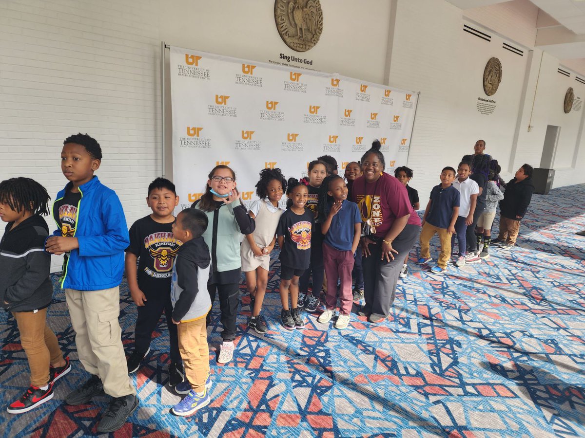 OakhavenElemen1's tweet photo. Thank you @memphisinmay @ValeroEnergy for allowing our students to attend Malaysia Live! It was truly a beautiful experience. #memphisinmay #StrongerTogether #Malaysia #westandstrong
#memlovesteachers https://t.co/f7bgey6YZU