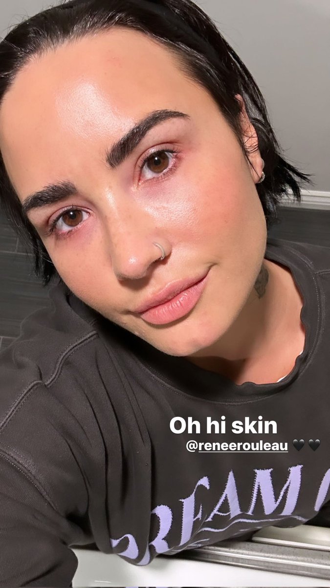 demilovatonbr's tweet photo. 📸 | Demi Lovato via Instagram Story!
#DemiLovato
#Lovatics https://t.co/KxqgQqyYUs