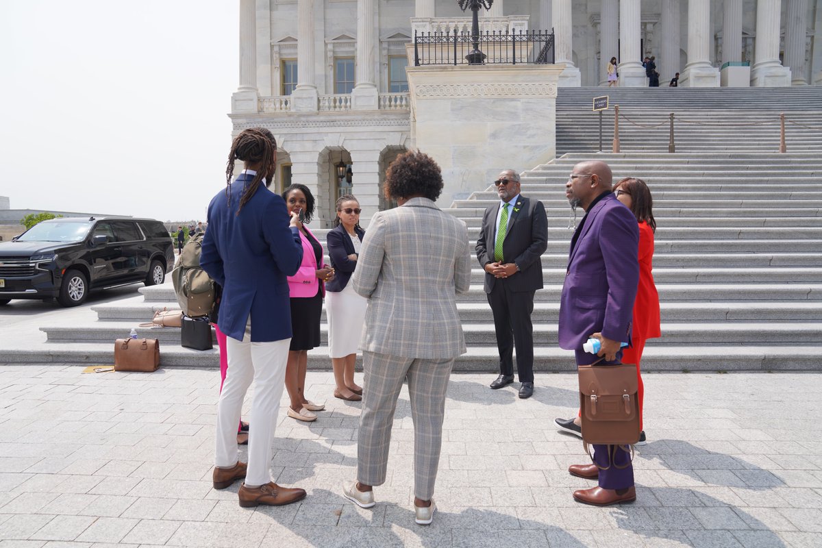 Congressman Troy A. Carter tweet media