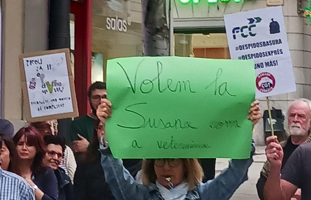 maresme_cgt's tweet photo. Gran jornada reivindicativa i de solidaritat de la classe treballadora. Tornarem cada vegada que calgui als carrers. ⚫🔴📢 @CGT @CGTCatalunya https://t.co/DaLwNWeST5